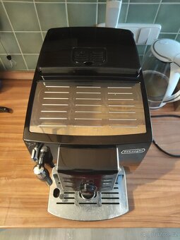 Kávovar DeLonghi - 2
