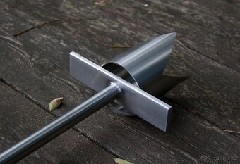 Ořezávač trysek závlahy trávníků - 2