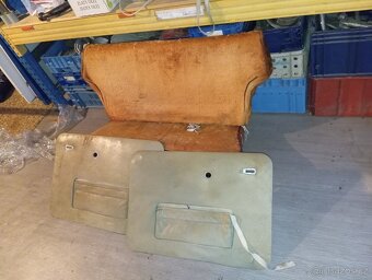 Trabant sedačky - 2