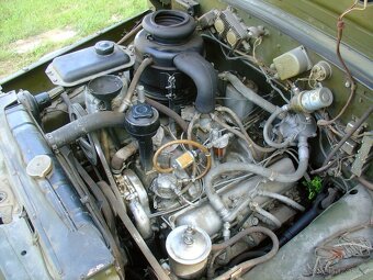 ZIL 131 vojenský valník - 2