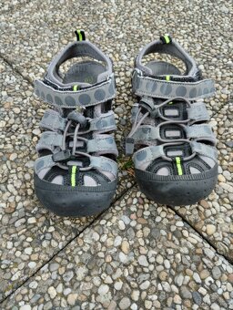 Sandály Umbro vel. 31 - 2