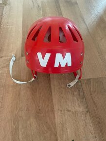 Hokejová helma - 2