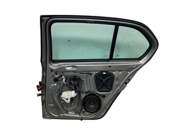 Pravé zadní dveře béžová LF8H Škoda Superb 2 sedan 2009 - 2