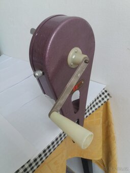 Kráječ na nudle. - 2