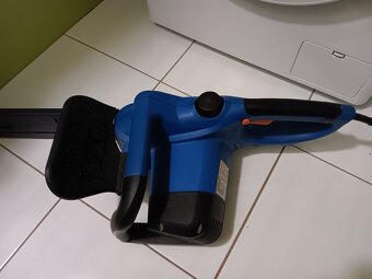 Prodám el.pilu Narex málo používanou - 2