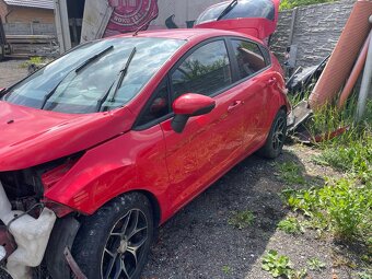Ford Fiesta - 2