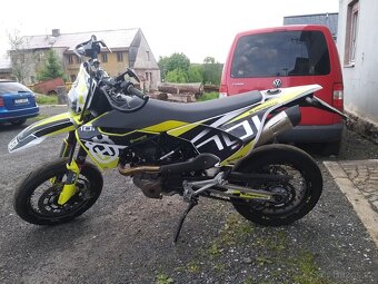 Husqvarna 701 - 2