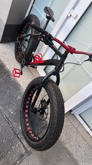 fatbike FUJI X SIXPACK Racing - black / red M/L - 2