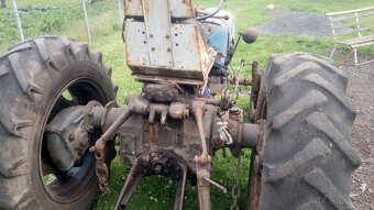 Traktor Zetor - 2
