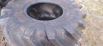 Pneumatika 900/60 R32 na traktor,kombajn - 2