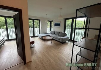 Pronájem moderního bytu 2+kk (72 m) Rezidence Garden Towers - 2
