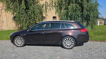 Osobní automobil Opel Insignia 2.0 combi - 2