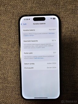 iPhone 15 128 GB černý - 2