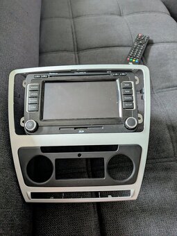 Radio , navigace Columbus, včetně rámečku - 2