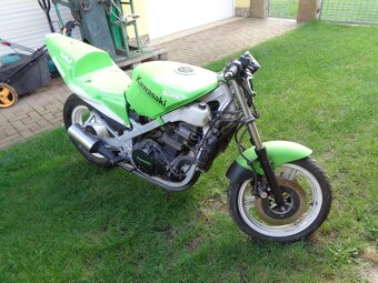 Kawasaki GPZ500 - 2