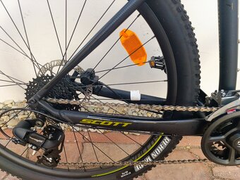 Kolo SCOTT Aspect 760 - velikost L - TOP stav - 2