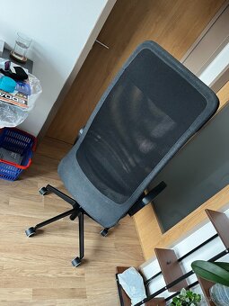 IKEA kancelářská židle MARKUS černá - 2