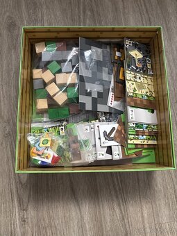 Desková hra: MINECRAFT builders & biomes - 2