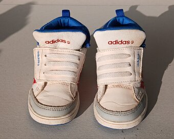 Adidas velikost 23 - 2