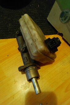 Brzdový válec iveco daily 4 - 2