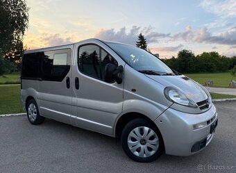 Opel Vivaro Life 2.5 Cdti 145ps • 9- miestný buss • - 2