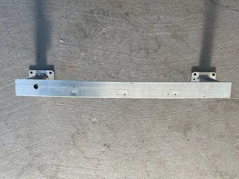 Citroen C4 Picasso II - výztuha zadního nárazníku - 2