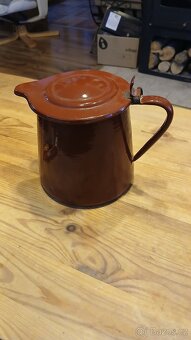 Stará plechová konvice - 2