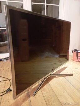 Televize Samsung - Smart úhlopříčka 100 cm - 2