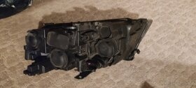 Pravé přední světlo halogen audi A4 b8 - 2
