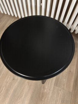 Kulatý stolek Kragsta IKEA - 2