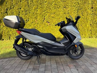 Honda Forza 125 Grey - 2