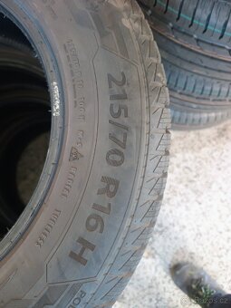 Zimní pneu 215/70 r16 - 2