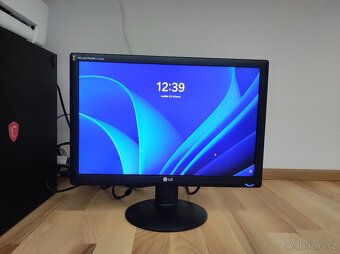 Monitor 19" LG Flatron W1934S-BN - 2