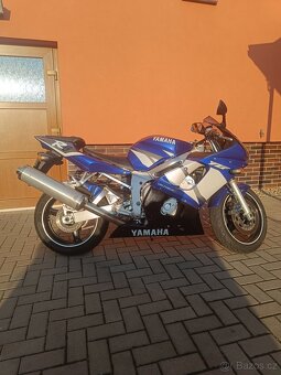 Yamaha yzf R6 - 2