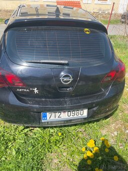 Opel Astra - 2