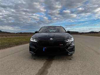 Škoda Octavia IV RS 4x4 , 2.0
TDI,147kw - 2