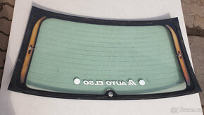 Sklo 5 dveri Skoda octavia combi 2012 zelene - 2