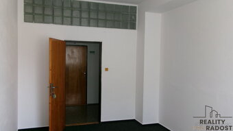 Pronájem kanceláře 30m2 Brněnské Ivanovice - 2