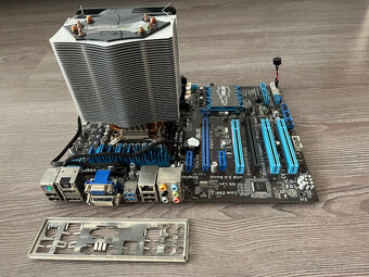 Zákl. deska, CPU, RAM, chladič - funkční komponenty - 2