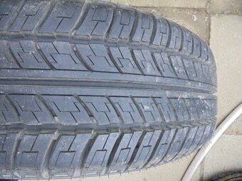 nové pneu 195/65 R15 - kusovky - 2