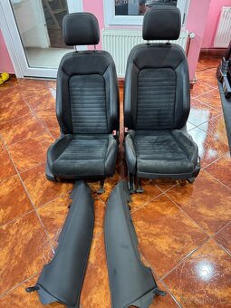 Prodám sadu autosedaček pro VW Passat varianta B8 - 2
