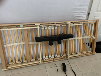 Elektrický motorový polohovací lamelový rošt 200x80 cm - 2