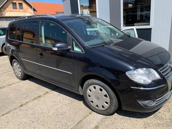 Prodám VW Touran 103 kw na opravu nebo na díly - 2
