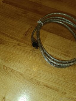 Kabel pro konvertování videa z kamery - 2