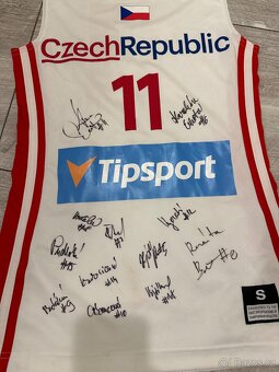 Podpisany Basketbalovy dres zenske ceske reprezentace - 2