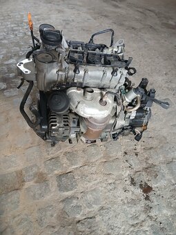 Motor Škoda Fabia 1 1.2htp 12v 47kw AZQ 180tis - 2