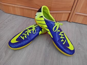 PÁNSKÉ BAREVNÉ SPORTOVNÍ BOTKY - vel.45 / zn.Nike - 2