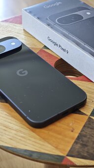 Google pixel 9 - 2