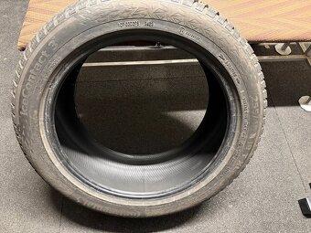 Tesla Y, pneumatiky 255/45/R19 - 2