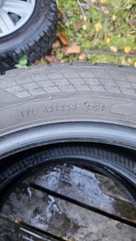 Zimní 2ks Pneu 205/55/R17 Nokian - 2